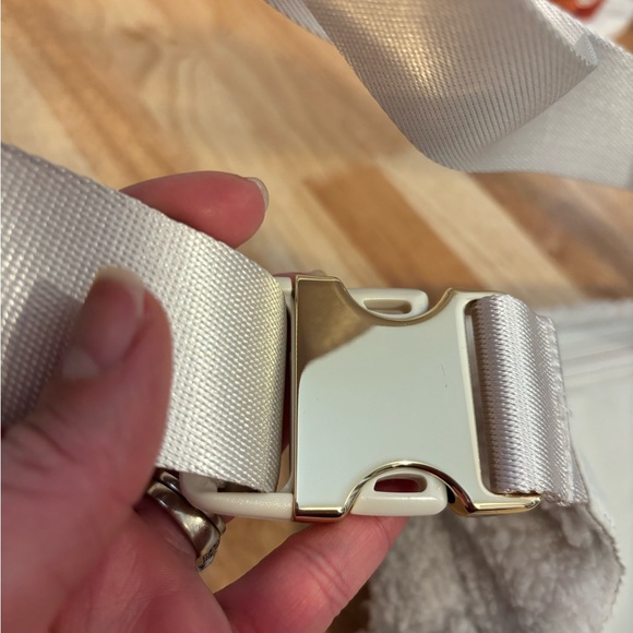 Lululemon Everywhere Belt Bag Large 2L - Picture 3 of 8